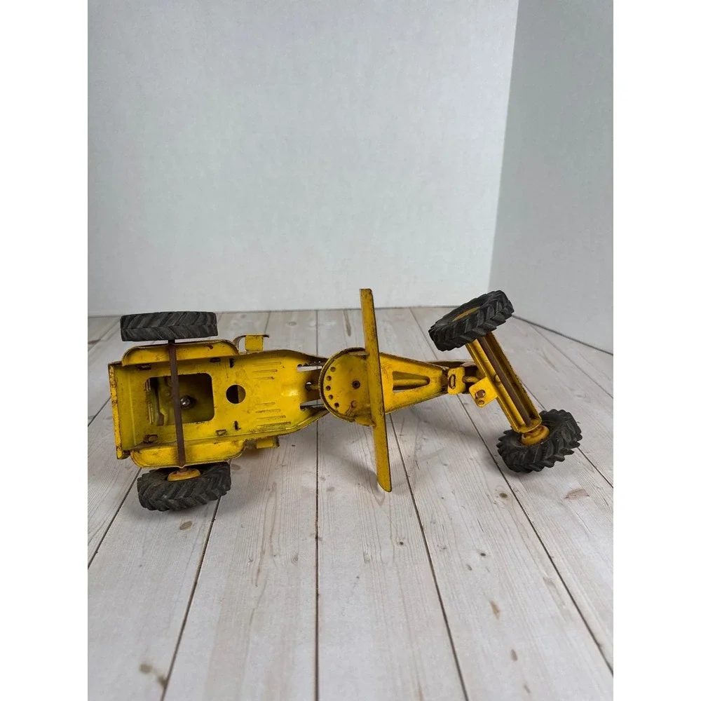 Vintage 1960s Tonka Road Grader Scraper Pressed Steel Construction Toy